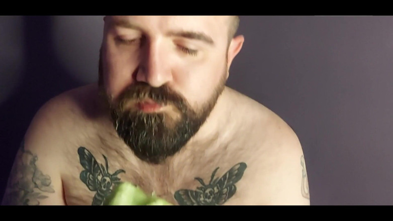 PoppaPig: Gustări cu curvă sacră - mâncând pepene spermă