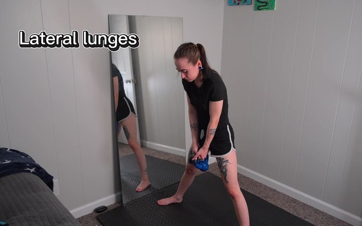 Stayin_Negative: Teen cvičí v krátkých šortkách