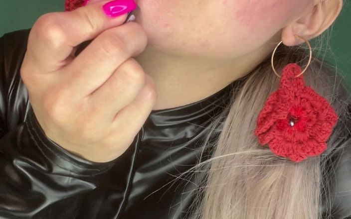 FinDom Goaldigger: Závislost na lesku růžových rtů