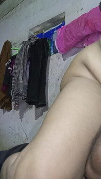 Üvey kız kardeşim beni porno izlerken yakaladı
