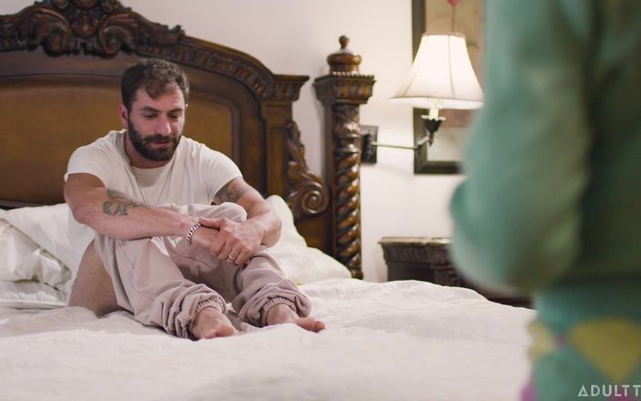 Adult Time: Adult time - yalnız evli kadın Liv yenilendi kocası tek başına...