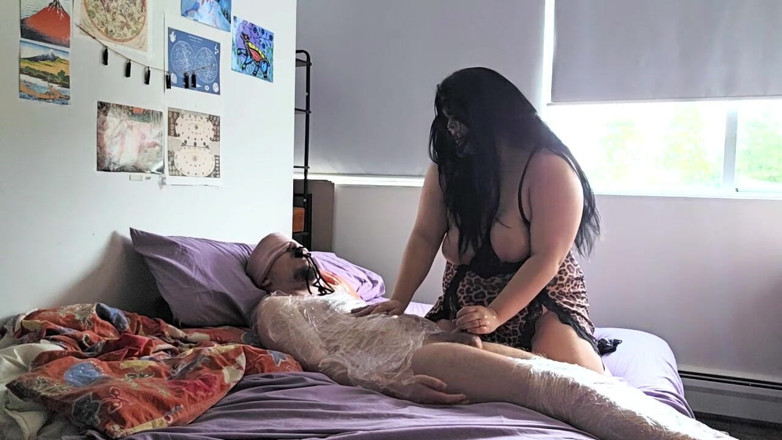 MyPrejacBoyfriend: Momifié après l’orgasme !