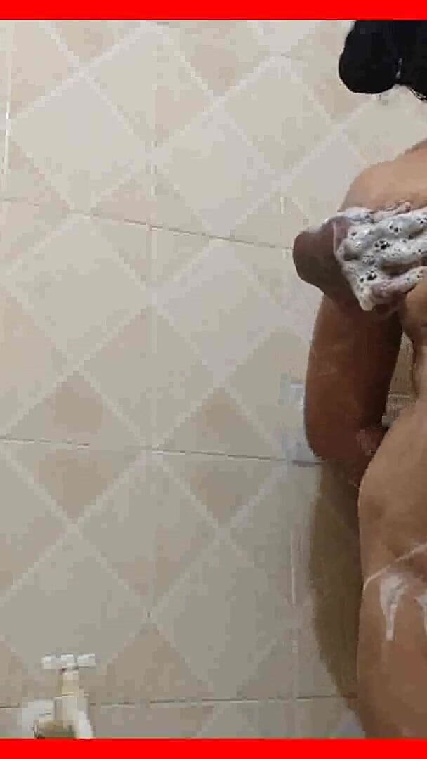 Sexy sindu: Couple sexy, sexe dans son bain