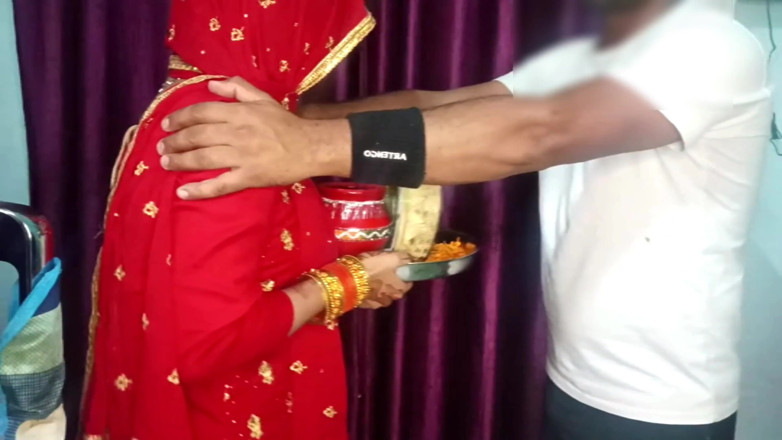 NaughtyWings: Karwa Chauth video especial