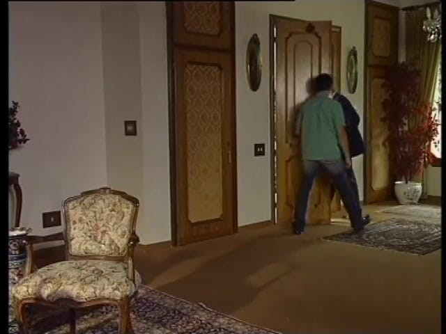 Horny girls want to fuck: Johnny Pompino Pussy Pound a Indoor Tease u bazénu