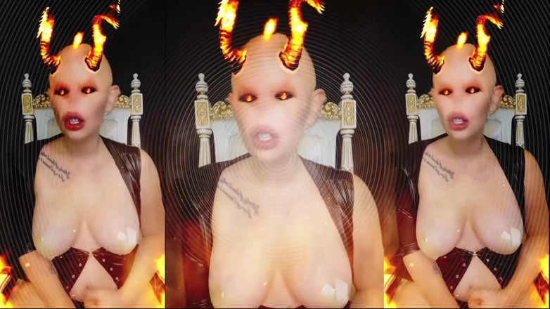 Goddess Misha Goldy: Ik ben je wellustige nieuwe religie en nieuwe donkere God...