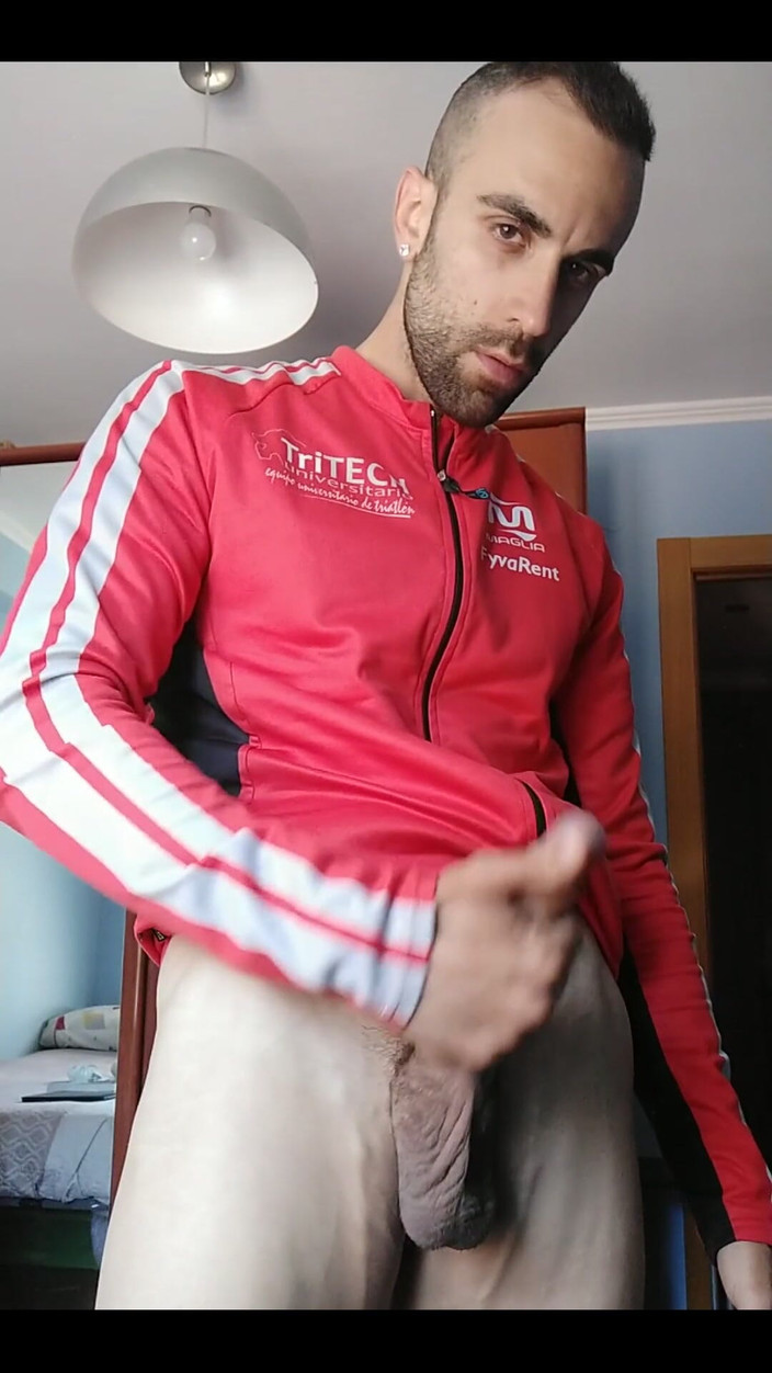 Zeus Ray: Mostbo il mio grosso cazzo