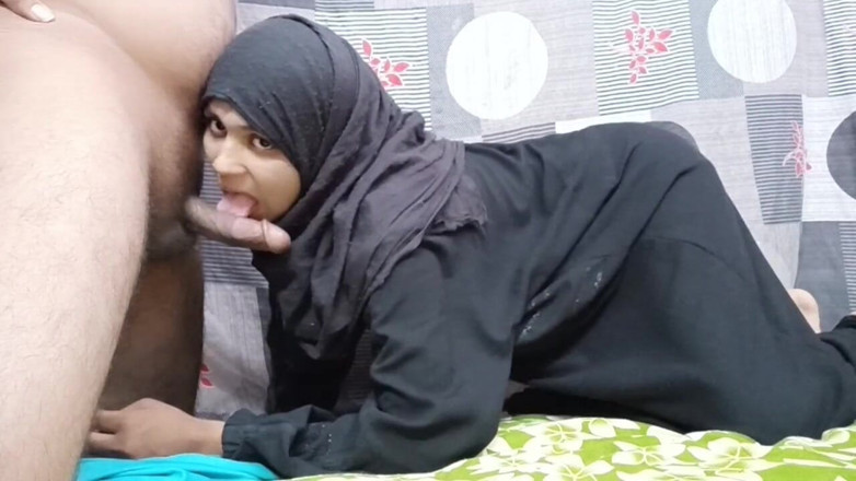 Couplemastiii: mere dost ki sauteli bahan jo ek muslim hai, ne...