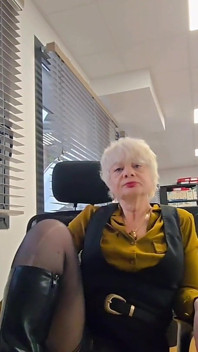 Au Travaille seksi