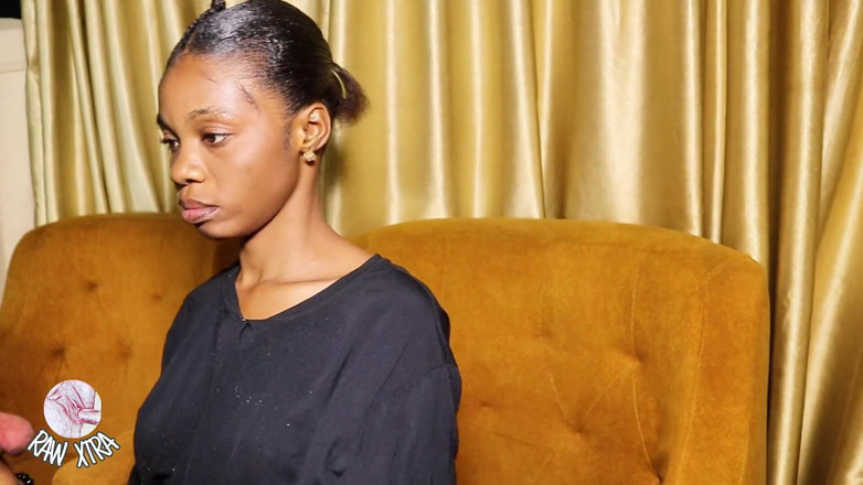 RAW XTRA: 그녀의 여친 의붓 여동생을 위한 사랑이 그녀를 존나게 따먹게 만들었어