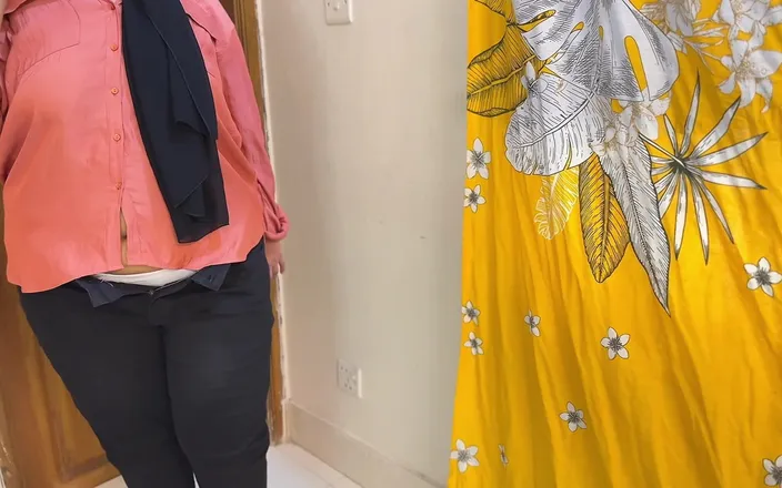 Aria Mia: Please Fuck My Big Booty &amp; Destroyed My Tight Pussy &amp; Press...