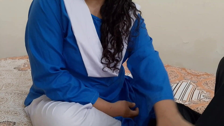QueenbeautyQB: Indian Stepsister Enjoys Sex in Her College Uniform