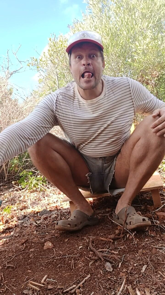 Chemanuchao: Masturbovat a Pracovat