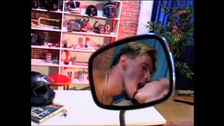 MUSCHI TV - our best full movie: Bukkake Orgia na twarzy Greedy Frankfurt Slut i Open Mouth (pełny...