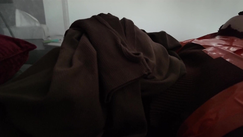 Elena917: Parte 3 - esclavitud de cinta, capas de pantimedias, bdsm de pezón,...