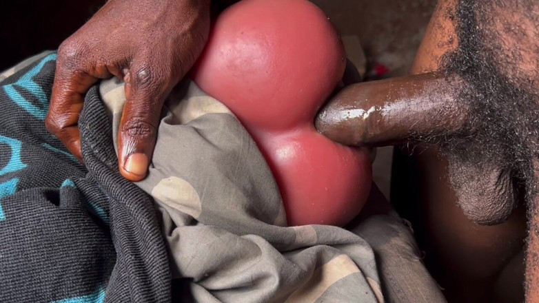 Bangcum8: Fund strâmt pentru pula mare