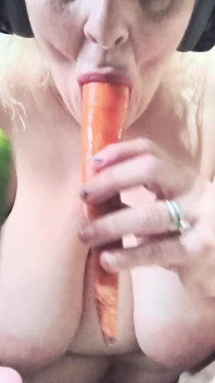 Sucking 2 Cocks at 1 Time Is She Losing Her Mind?
