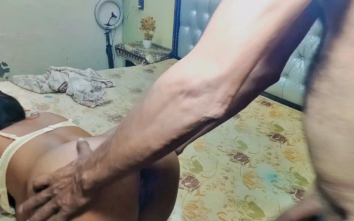 MehwishButt: Mehwishお尻フェラチオ使用人の大きなペニスは、ハードサーヴァントが彼女の大きなお尻に射精しました最高のインドのデジセックスヒンディー語オーディオ