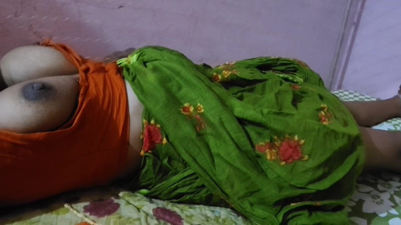 Nunu: Bhabhi Ki Desi Chudai Village Me