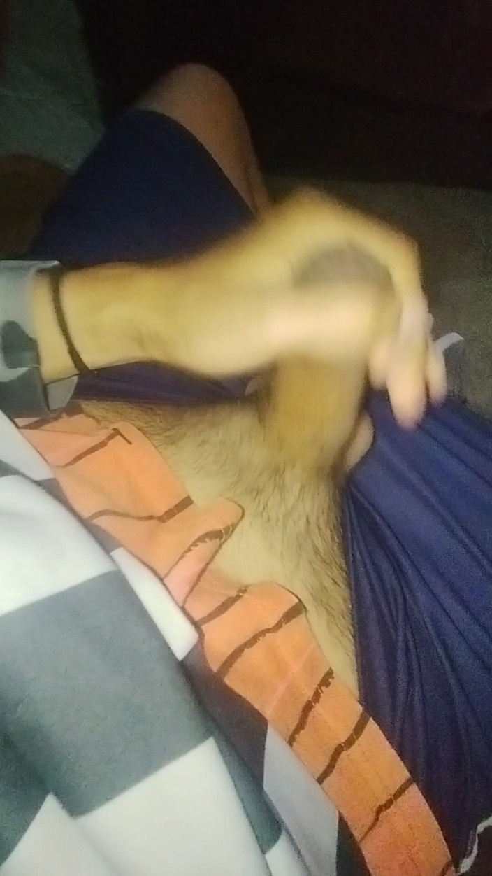 AlexAlejandro13: मैं अकेले घर का लाभ उठाता हूं