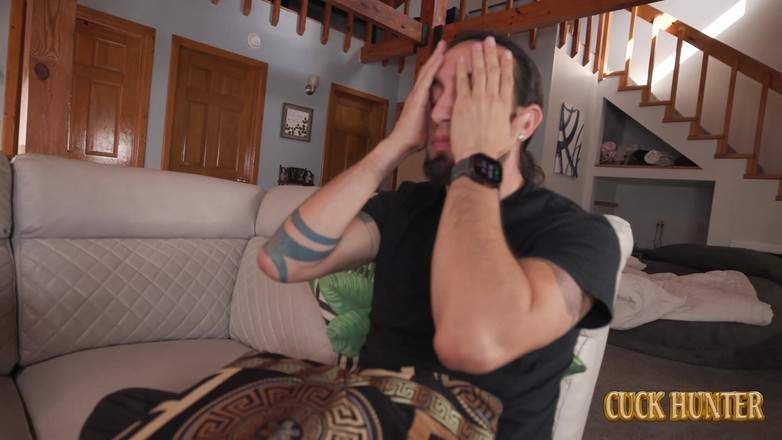 Cuck Hunter: Tubuh si rambut coklat Asia Jade Sky dikongkek oleh zakar...