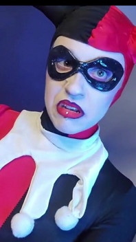 Harley membantu malam