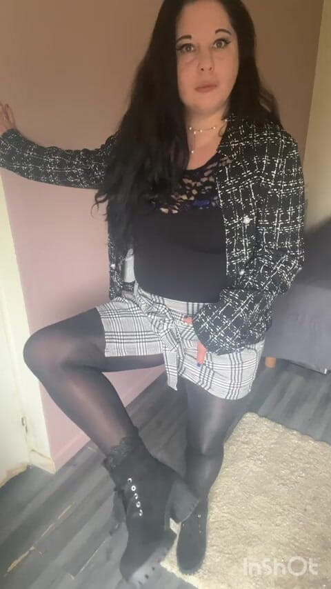 Maitresse Clara: Seni yavrum yapıyorum