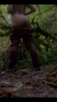 Striptease for Them Trees