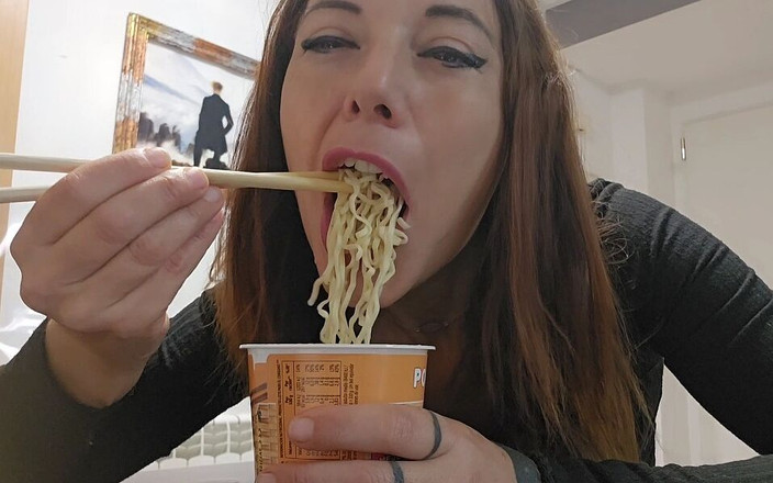 dafnedenoch: Makan Ramen