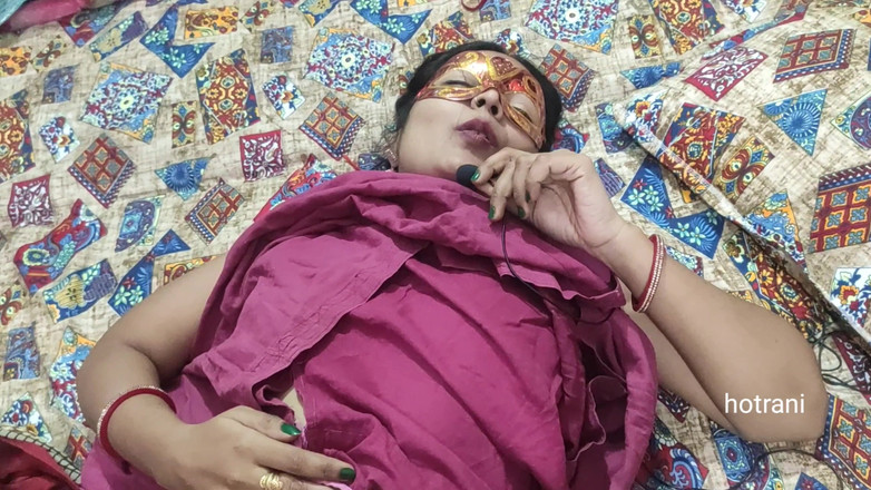 piryaprajapati: कमसिन भारतीय हॉट पत्नी साड़ी पहनती है वास्तव में चुदाई का मजा लिया nd चरमसुख