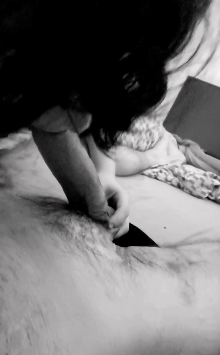 Hard & Rock cc: Increíble milf dando mamada y garganta profunda descuidada