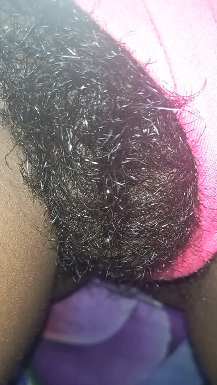 Super sexy ebony cuties: Rubbing My Busy Hairy Tight Pussy Closeup