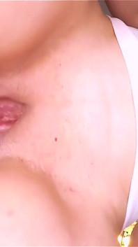 Yuck s plandajícími klapkami