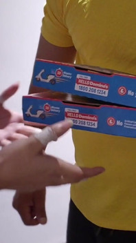 Rozvoz pizzy Boi Šťastné šukání dívky, aby zaplatila pizzu