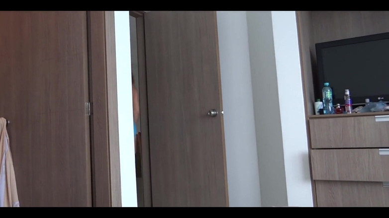 Ardientes69: Esposa latina de 58 años se muestra en traje de baño...