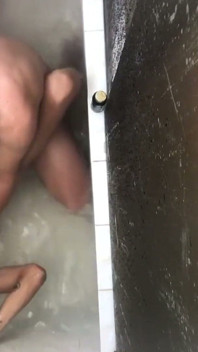 Sentimiento Activo De Dolor En La Polla Del Pasivo En La Bañera