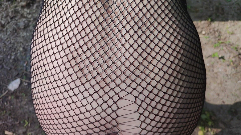 DirtyLubov: Catsuit Oral Outdoor