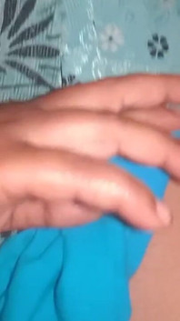 Cô vợ Ấn Độ đụ mạnh bạo trong làng dì