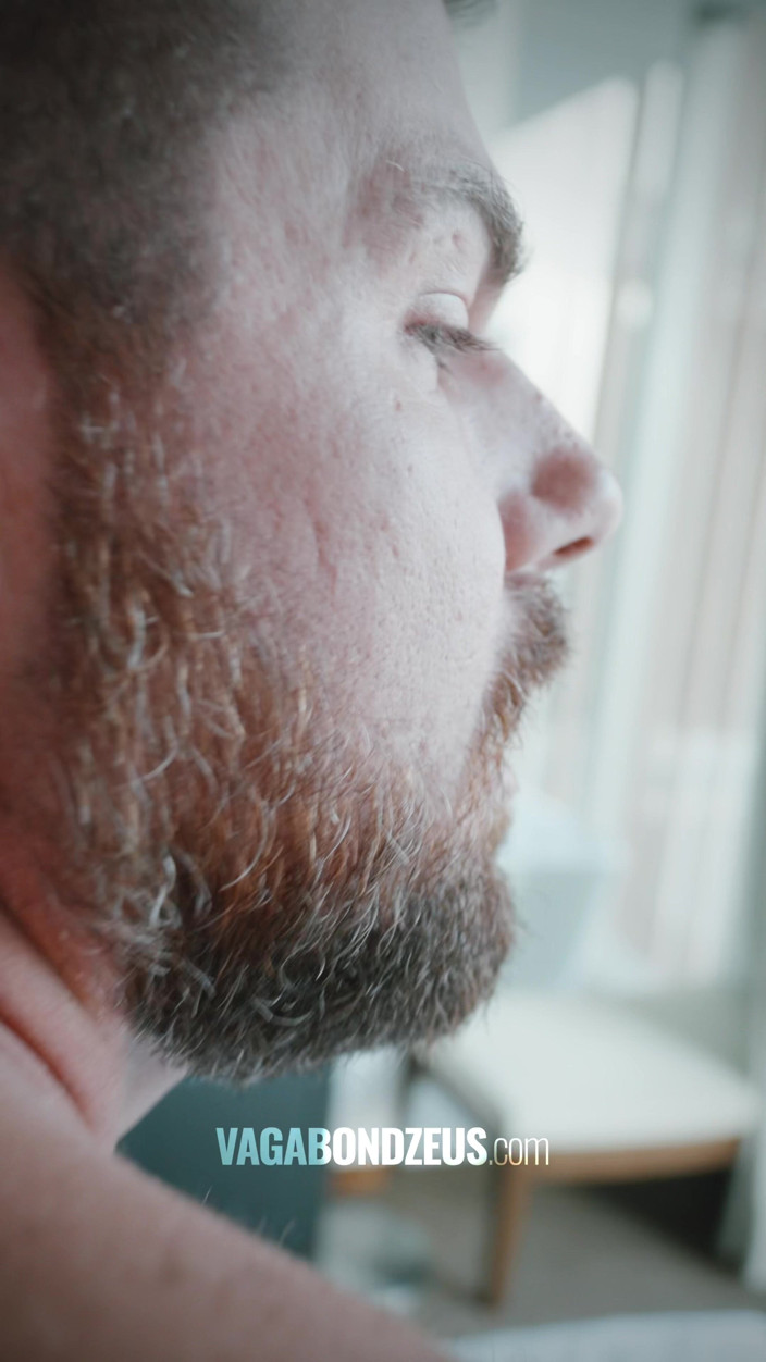 VagabondZeus - Erotic Filmmaker: फोटोशूट के बाद एंटोन ब्राजील की जोरदार चुदाई