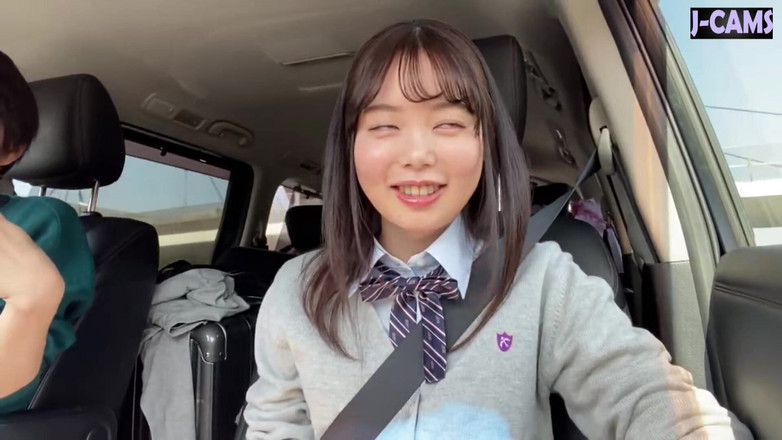 J-Cams: Datum ukazování bradavek. Výstava chatty a neustálé škádlení část 1