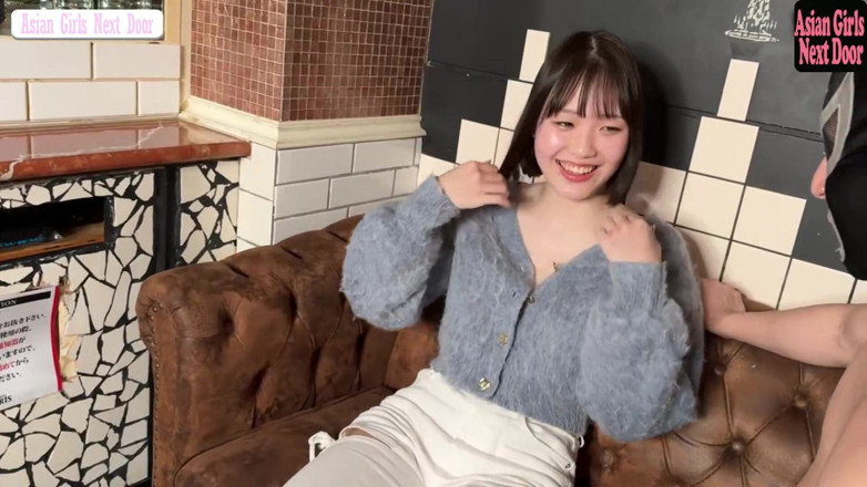 Asian happy ending: Peituda F Cup Beauty Survey se torna inesperada à medida que...