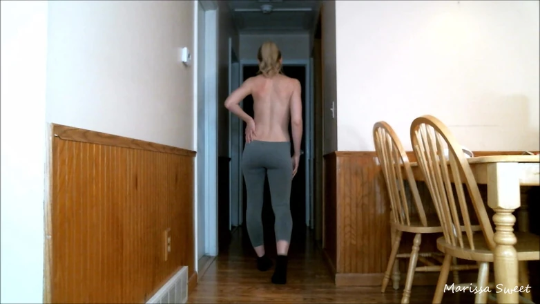 Marissa Sweet: Catwalk in Grey Yoga Pants