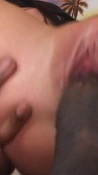 Milf cachonda aplastó duro en su coño mojado por una bbc