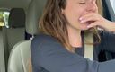 Nadia Foxx: Orgásmica cavalgando carro exuberante ft. Mcdonalds Drive Thru (pt. 4)!!