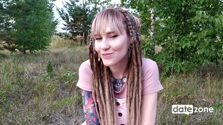 Datezone: Skinny Girl Does Blowjob and Makes Him Cum with Her...