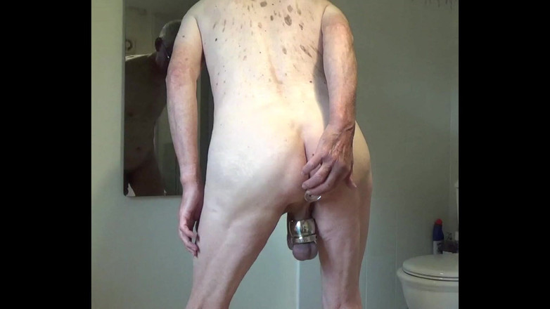 bigears: De Pikdildo Berijden Met Balgewichten