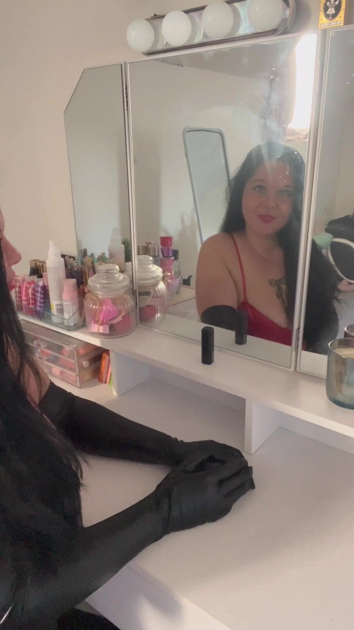 Maitresse Clara: JOI - 恋に落ちて