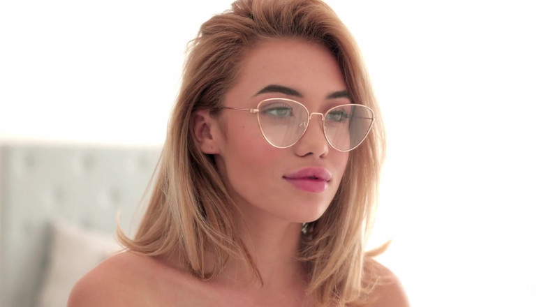 Nubile Films: Saklambaç - s45:e2