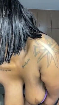 BBW stripteasing & arschanbetung
