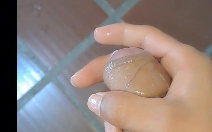 Valera Toro: 밀프와 함께 폭발할 때까지 자지를 춤추고 모델하는 Valeria